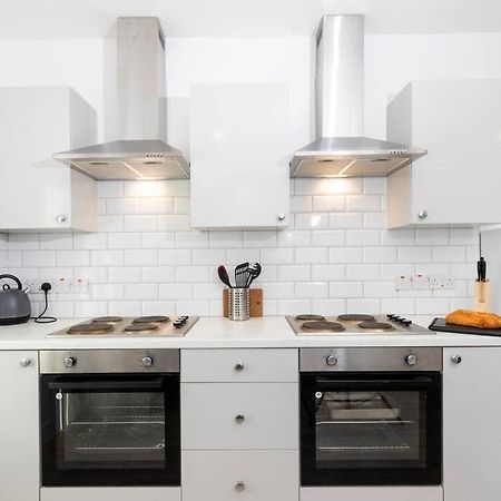 ريدكار 5 Double Bedrooms With Ensuites - Teesside House Tsac المظهر الخارجي الصورة