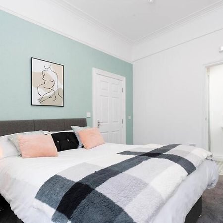 ريدكار 5 Double Bedrooms With Ensuites - Teesside House Tsac المظهر الخارجي الصورة