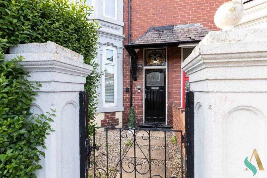 ريدكار 5 Double Bedrooms With Ensuites - Teesside House Tsac المظهر الخارجي الصورة