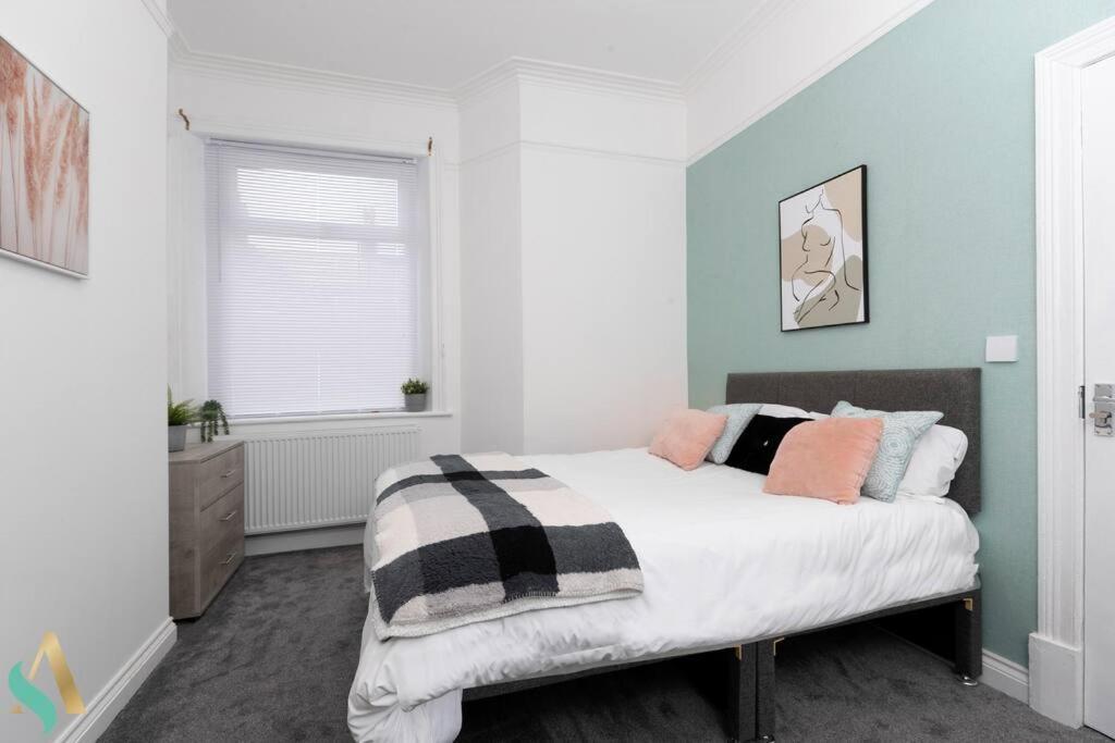 ريدكار 5 Double Bedrooms With Ensuites - Teesside House Tsac المظهر الخارجي الصورة